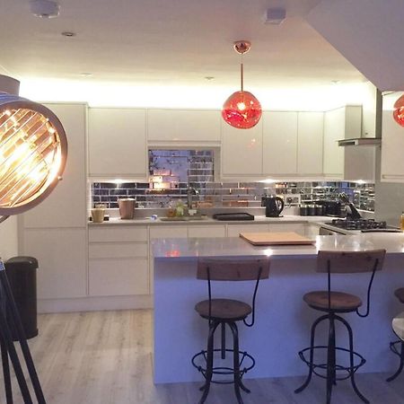 Spacious 1 Bedroom Split Level Old Pub Conversion Tower Bridge London Eksteriør bilde