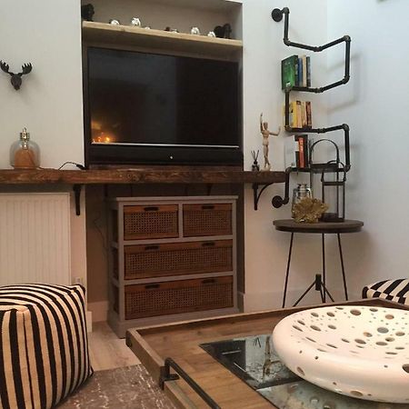 Spacious 1 Bedroom Split Level Old Pub Conversion Tower Bridge London Eksteriør bilde